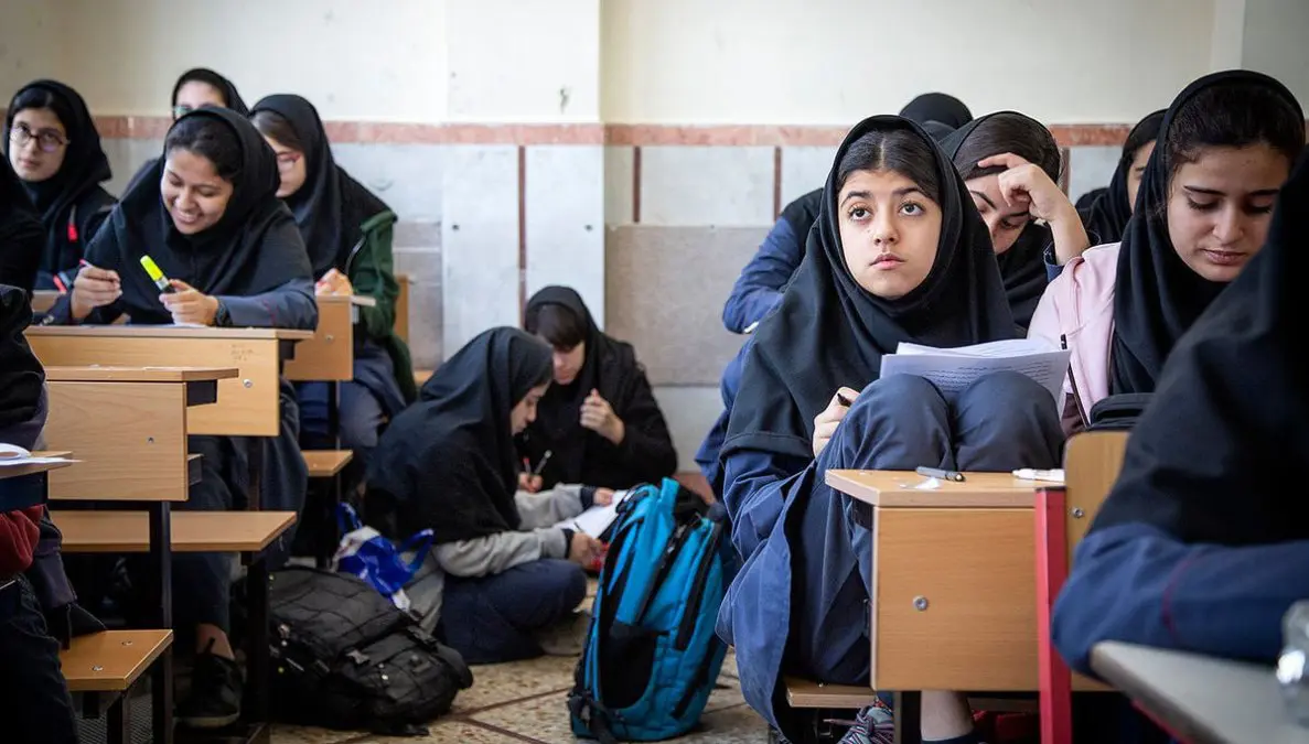 Poisoning of 7 Students in Qom