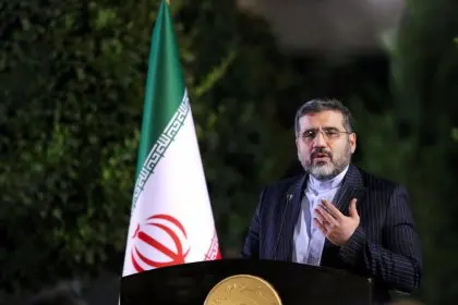 Minister of Culture: 80% of People Agree with Observing Hijab Requirements
