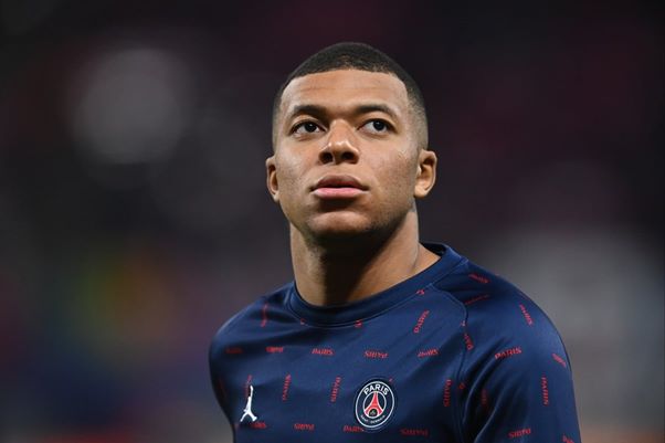 Critical post by Mbappe against Paris Saint-Germain