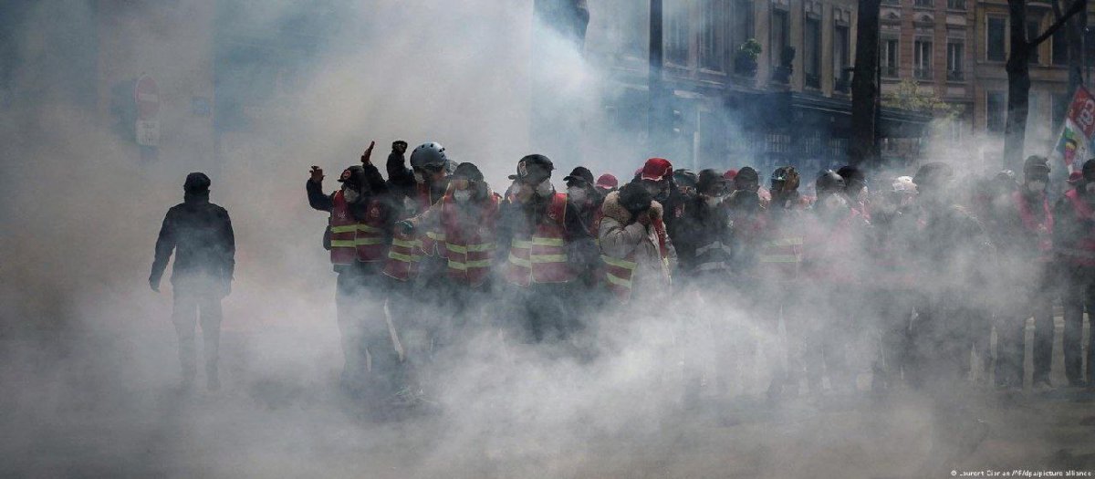 Widespread protests against pension reform in France