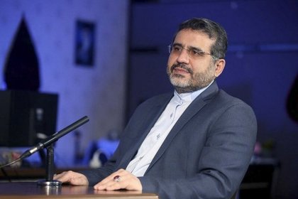 The Iranian Minister of Culture and Islamic Guidance is against hijab, we cannot go back