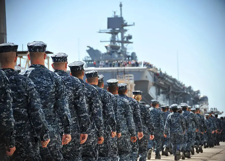 US Warship Passes Through Taiwan Strait