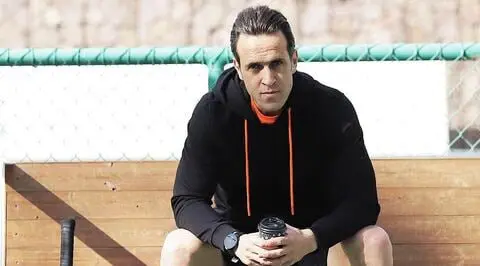 Ali Karimi: Throw the Fitr Donations in the Trash