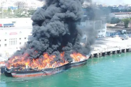 Fire on Cargo Boats Carrying Imported Goods at Bahman Port, Qeshm
