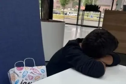 A 5-year-old boy, a victim of the Turkey earthquake, found alone in the Netherlands