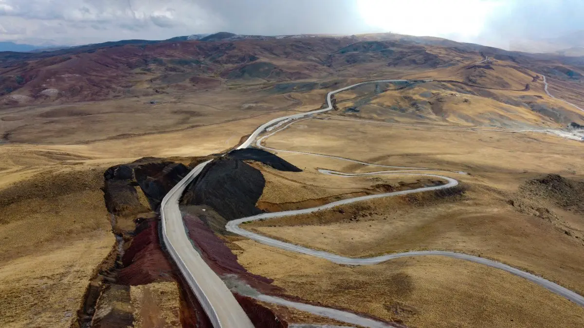 Turkey has built another 100 kilometers of the border wall with Iran