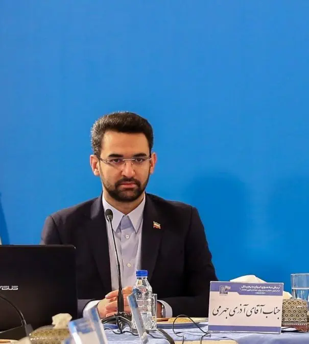 Azari Jahromi's Reaction to the Claim of Selling Persian Gulf Islands: From Honorable Diplomacy to Selling Islands