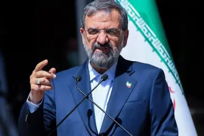Mohsen Rezaei's Response to the Rumor of His Departure from the Government: My Office's Statement is Correct