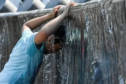 Temperature in 6 Iranian cities exceeds 50 degrees