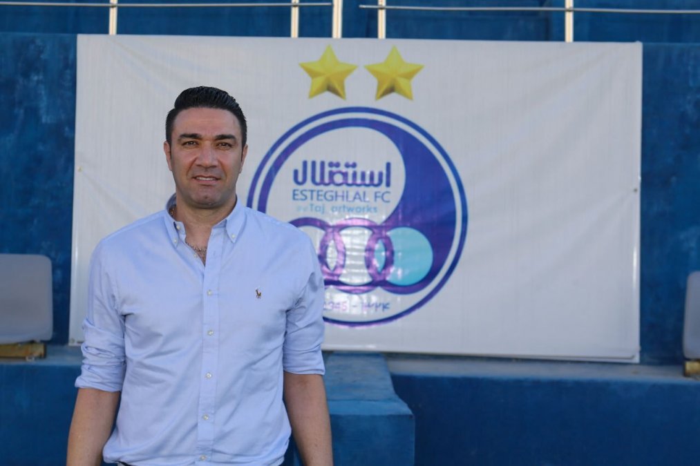 Nekounam's contract signed with Esteghlal