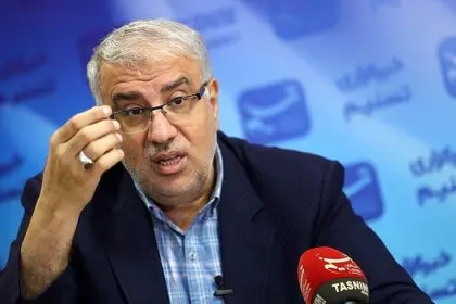 Oil Minister: We Will Not Yield an Inch of Iran's Rights in the Arash Field