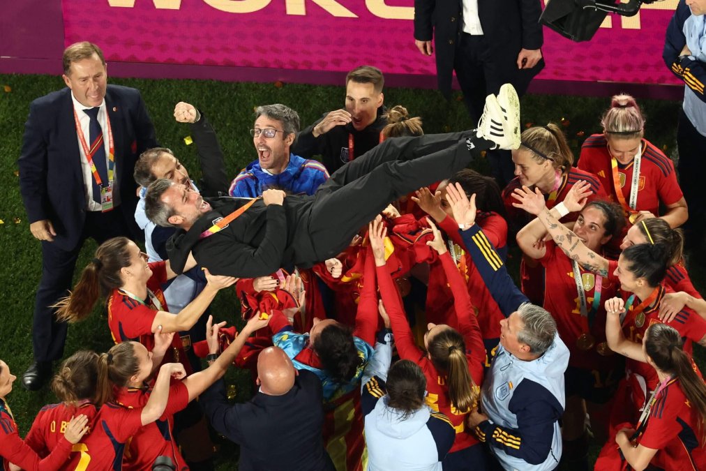 The coach of the Spanish women's national football team has been dismissed