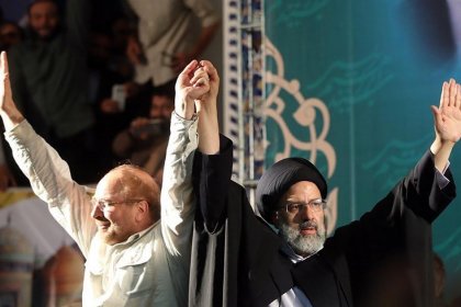 Criticism of Repeated Promises by Raisi and Ghalibaf in Rouhani's Government by a Newspaper