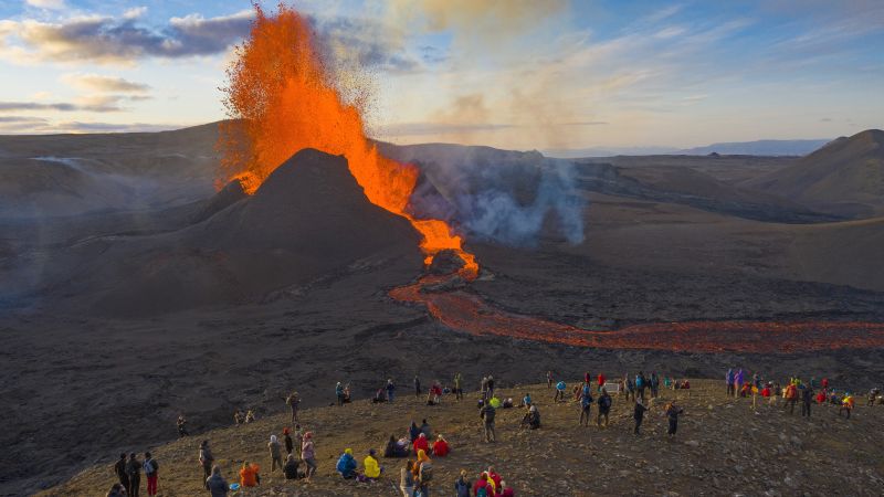 Possibility of volcanic eruption and declaration of emergency in Iceland