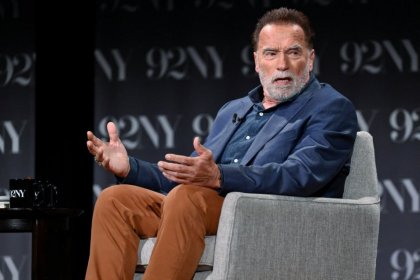 Arnold supported the Israeli hostage family