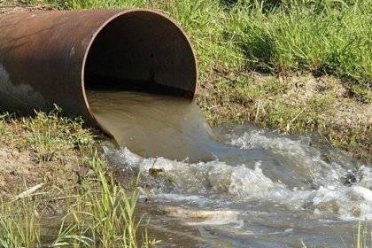 Mohammad Darwish, an environmental activist, warns about the entry of hospital wastewater into agricultural lands