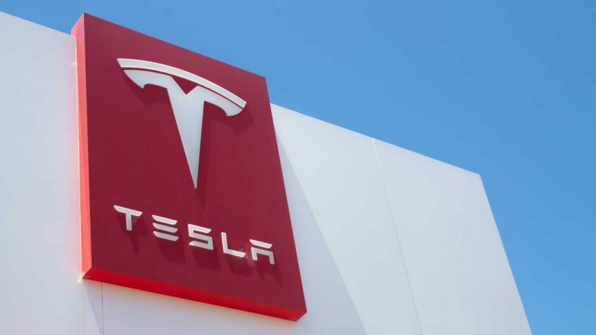 Tesla's attacks on ships in the Red Sea have led to a decrease in production