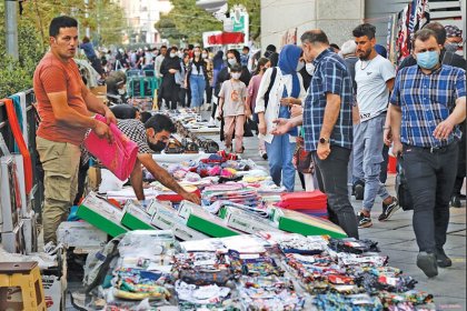 Ministry of Economy Street Vendors are also Subject to Pay Taxes