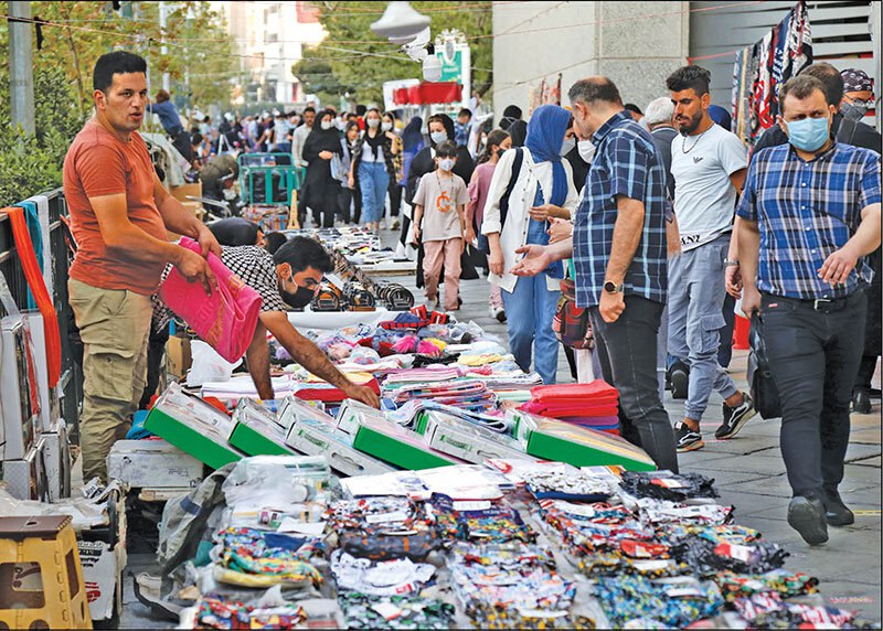 Ministry of Economy Street Vendors are also Subject to Pay Taxes