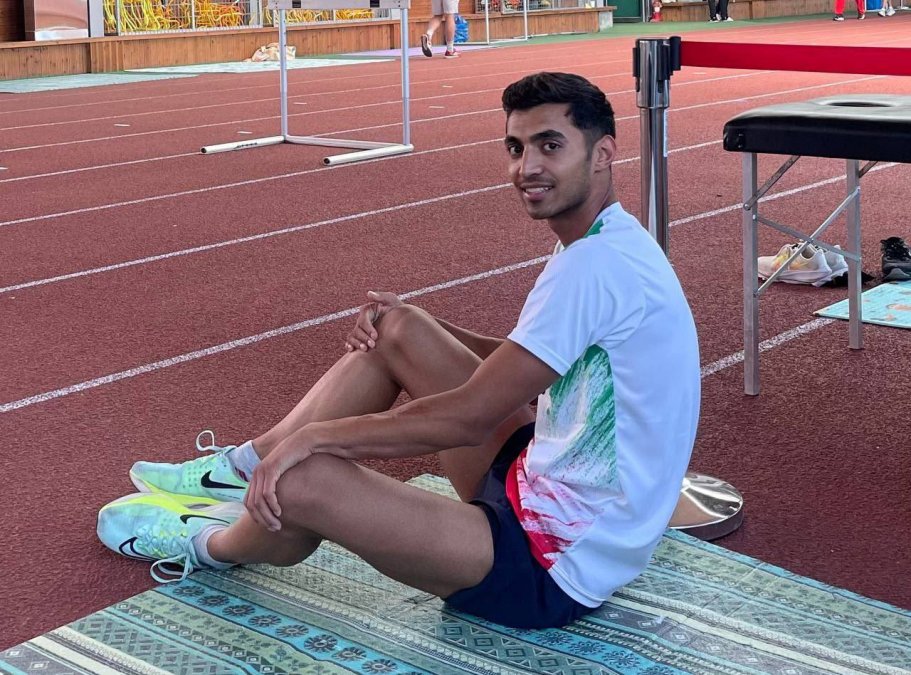 Sajjad Aghaei, Iran's golden runner, does not have money to buy shoes for the Asian competitions