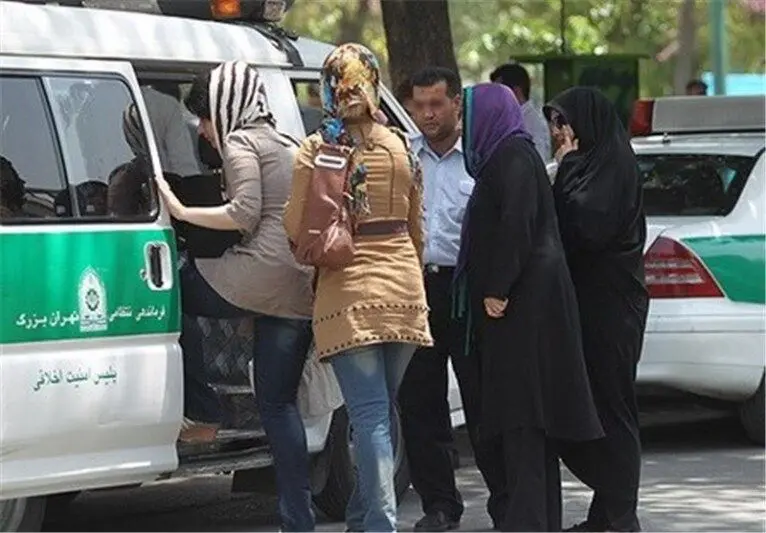 Is the 3-million fine for not wearing a hijab at Azad University true?