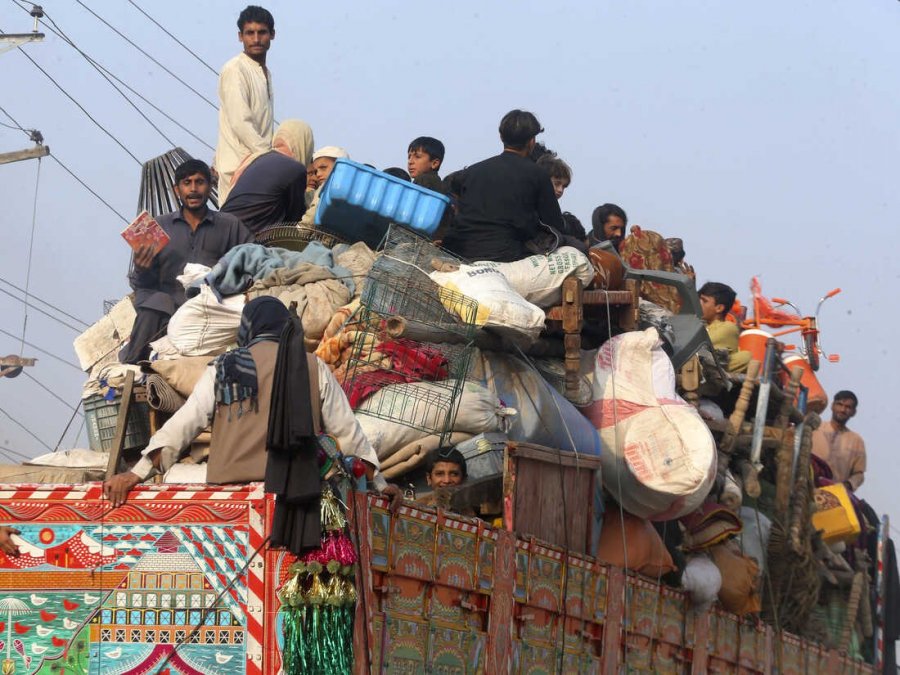 Amnesty International Pakistan Urged to Halt the Deportation of Afghan Refugees