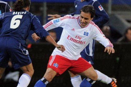 Mehdi Mahdavikia in Hamburg Club's Team of the Century