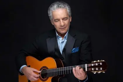 Faramarz Aslani, Singer and Composer, Passed Away