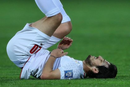 Sardar Azmoun will be out of football fields for three weeks