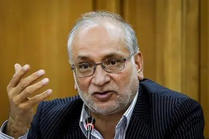 Marashi: The country cannot be governed with the Raeisi-Pour, Aghatehrani, and Qalibaf faction