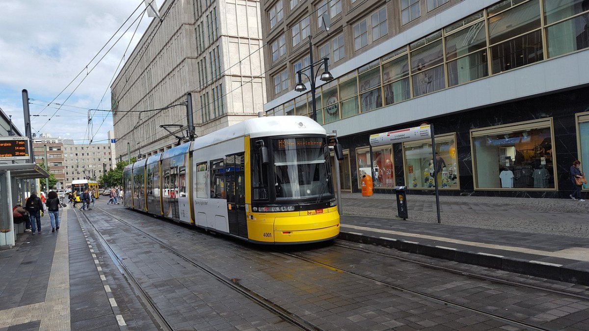 Germany Recruits Students to Solve Tram Driver Shortage