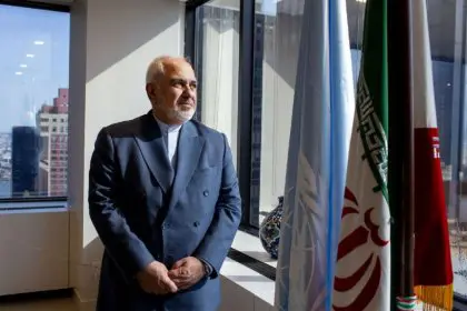 Zarif: Those who say Zarif trusted America themselves distributed the American text instead of the original JCPOA text