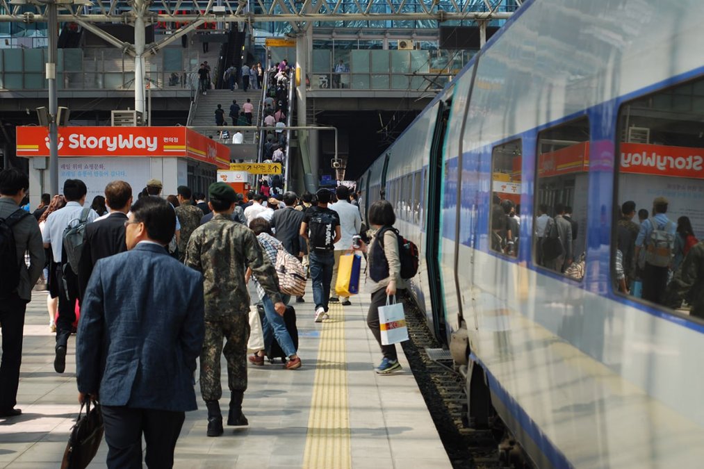 South Korea Hopes to Increase Births and Population with New High-Speed Trains
