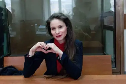 The journalist who recorded Navalny's last video before his death was arrested