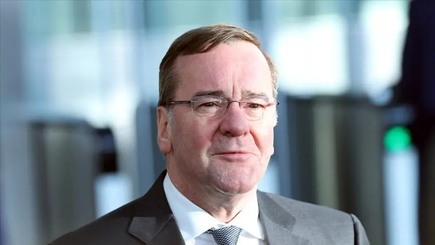 German Defense Minister: I Will Not Sacrifice One of My Best Officers to Putin's Games