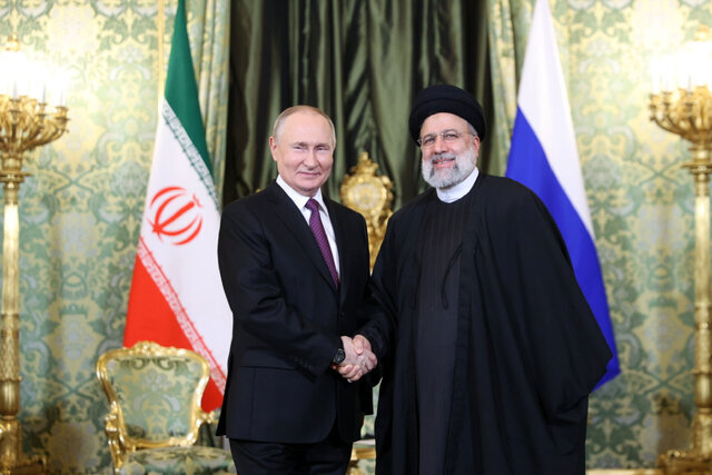 First Conversation Between Putin and Ebrahim Raisi After Iran's Attack on Israel