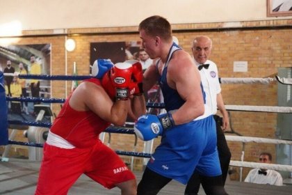 Iranian National Boxing Team Wins Against Russia