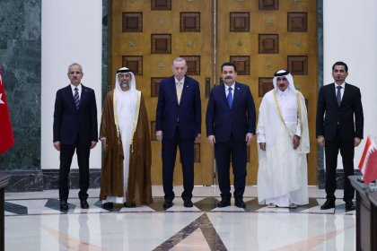 Four-way agreement between Iraq, Turkey, Qatar, and the UAE on road development