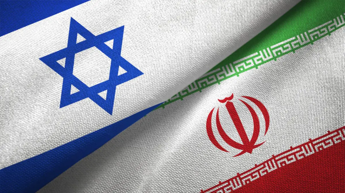 Axios: Israel Considered Attacking Iran on Monday Night but Decided to Wait for Now