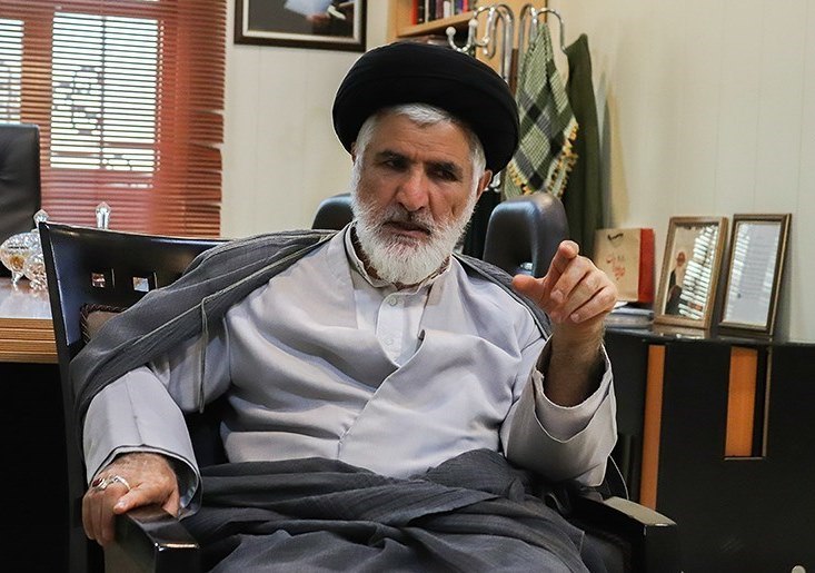 Former Friday Imam of Lavasan: Raisi has lost control, we're in a state of lawlessness