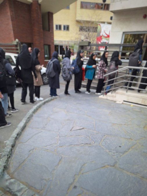 Facial Recognition Queue for Students Entering Alzahra University