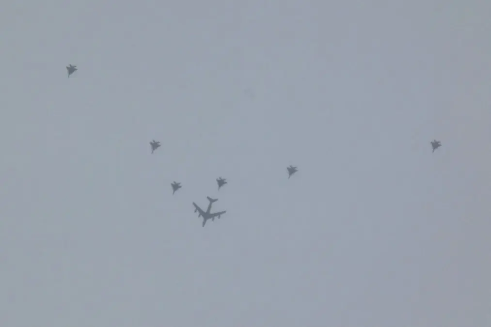 US Military Enters Middle East with 12 Fighter Jets