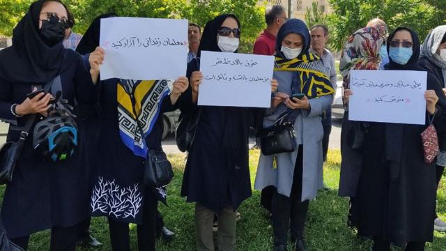 Arrest of 4 Cultural Activists in Nowshahr and Tehran by Security Forces