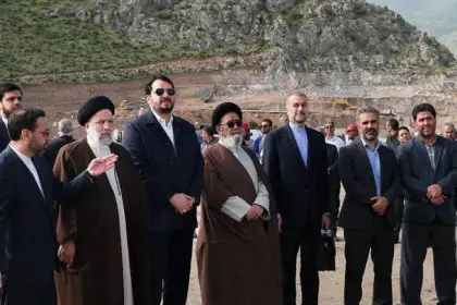 Minister of Roads' Account of the Helicopter Incident Carrying Raisi