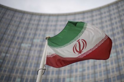 Red Status of Oil Investments in Iran due to Unresolved Financial Issues