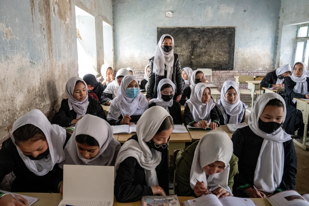 UNICEF: Afghan Girls Have Lost Three Billion Hours of Learning