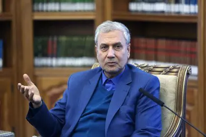 Rabiei's Request: Break the Silence, Support Pezeshkian