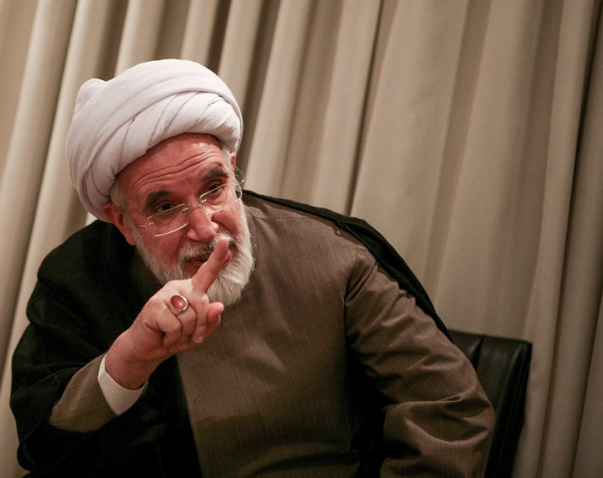 Mehdi Karroubi's Message: Vote for Dr. Masoud Pezeshkian