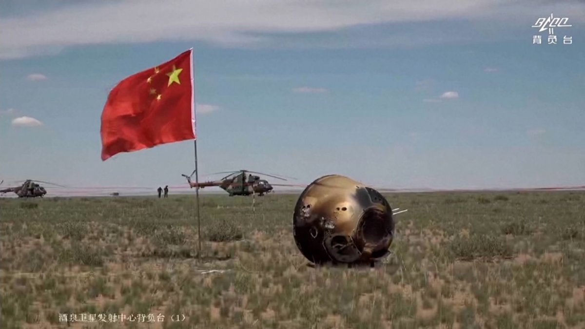 China Returns Moon Soil Samples to Earth