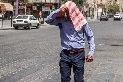 The temperature in Bushehr Province exceeds 50 degrees